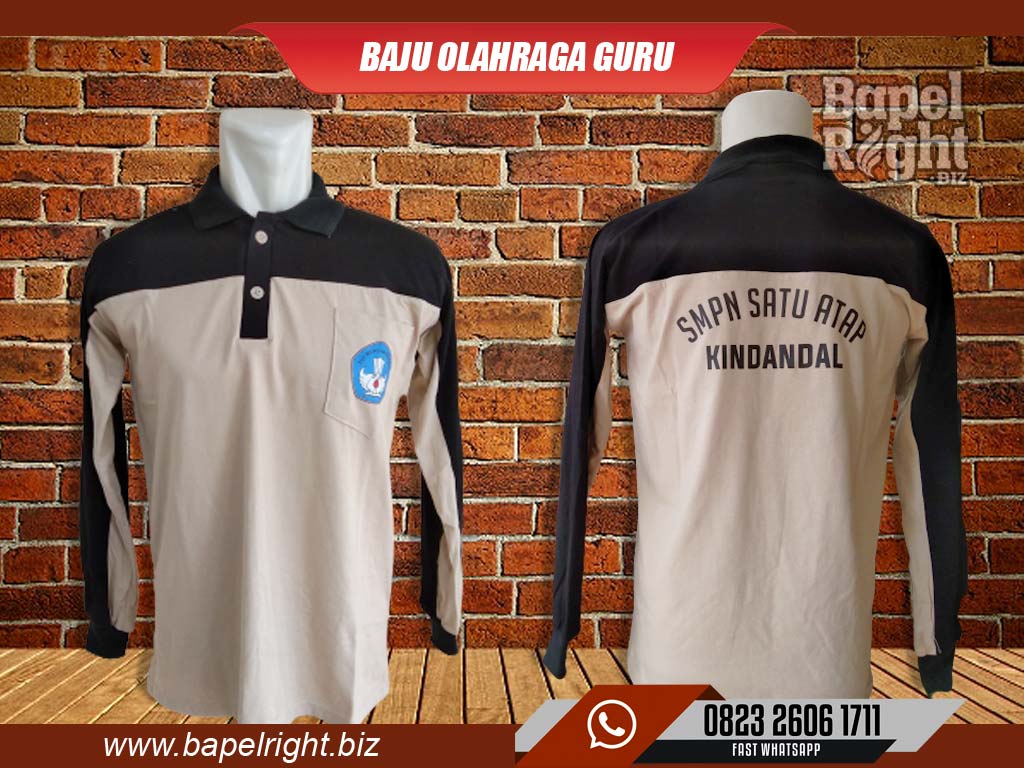 Kaos Lapangan Berkerah